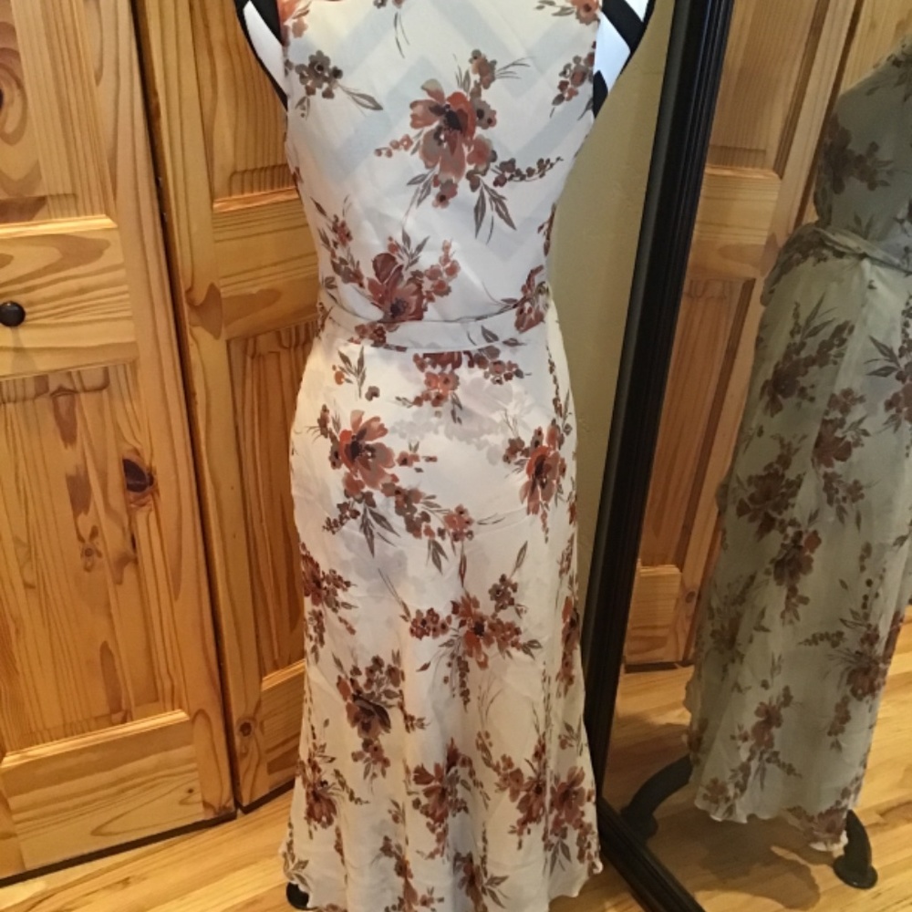 Banana Republic silk true wrap midi  dress - Picture 2 of 5